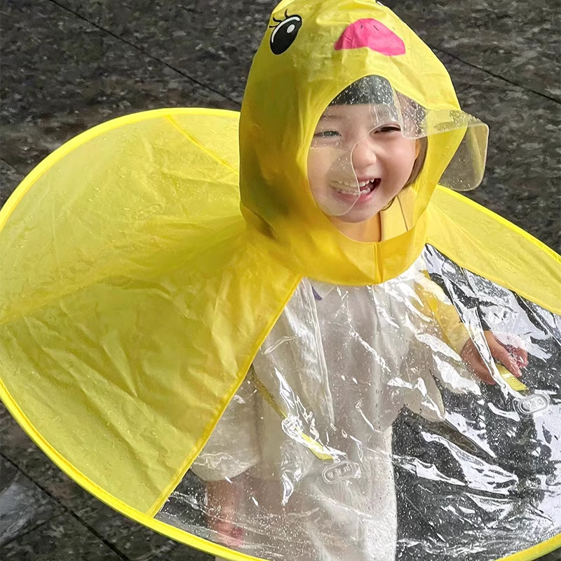 Kids Outdoor Umbrella - เสื้อกันฝนเด็กทรงยูเอฟโอ หมวกเป็ดแบบมีฮู้ด ร่มคลุมศีรษะ เล่นกลางแจ้งได้โดยไม่ต้องใช้มือ สำหรับเด็กวัยหัดเดิน เด็กชาย